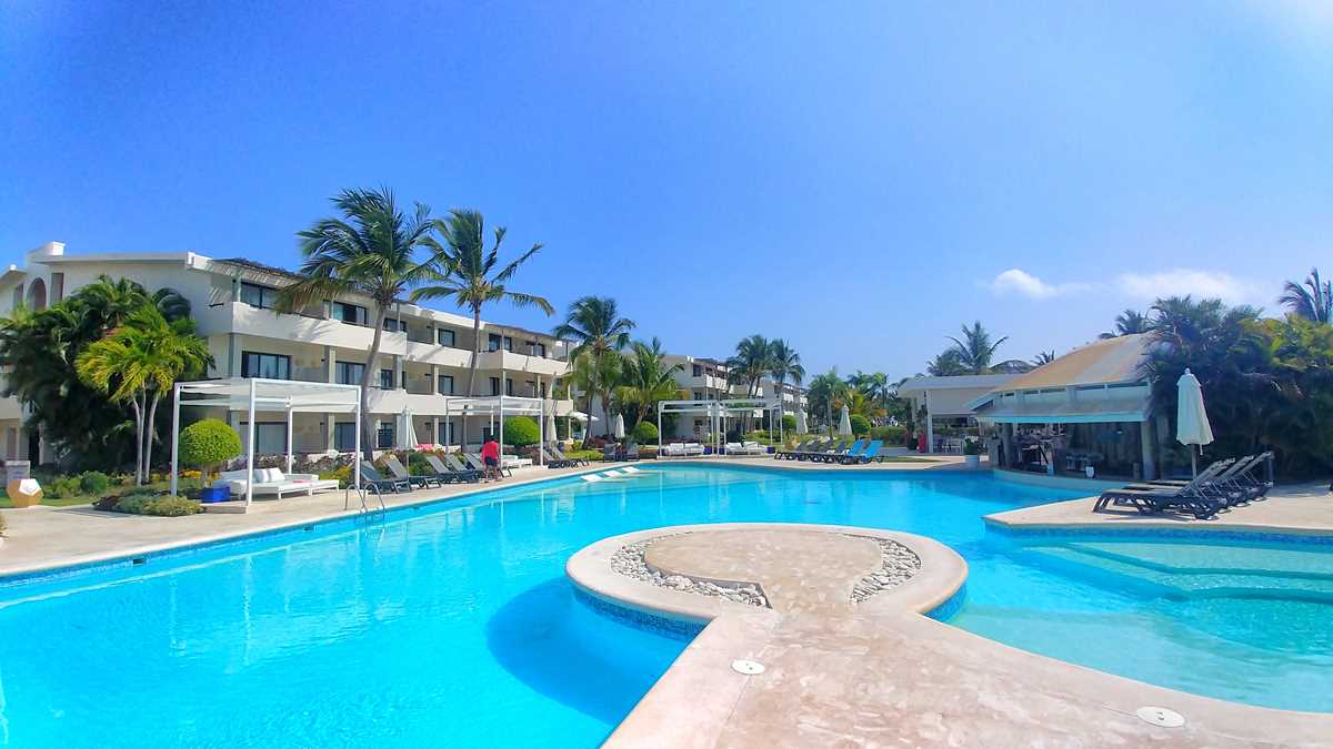 Catalonia Royal Bavaro – a comprehensive review for this Punta Cana ...