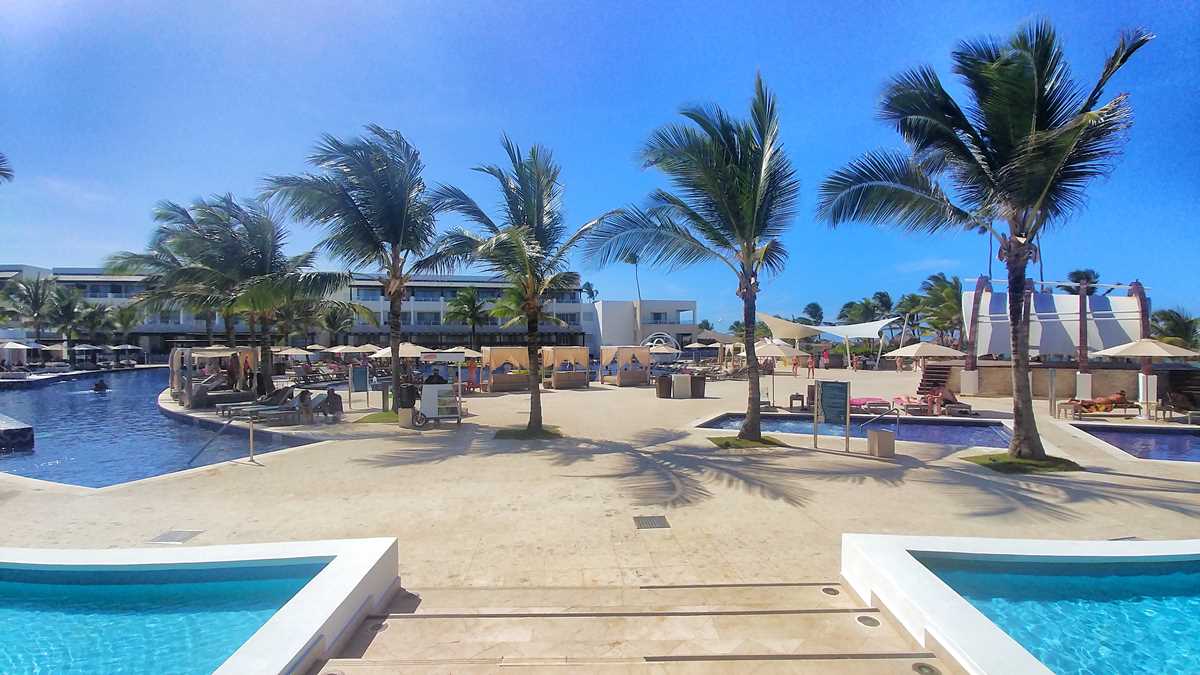 Royalton Chic Punta Cana – a comprehensive review of this adults-only ...